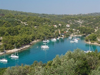 Boat tour to Solta from Split