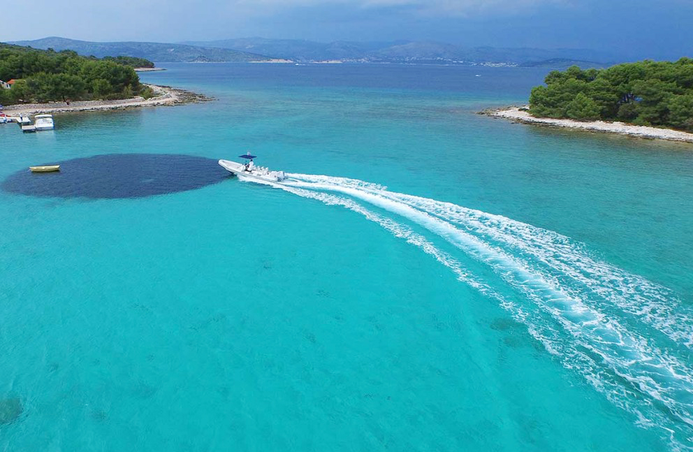 Boat transfer split